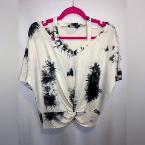 SHEIN Black Cream Short Sleeve Tie Dye Wrap Knot Front Top- NWOT Size OXL
